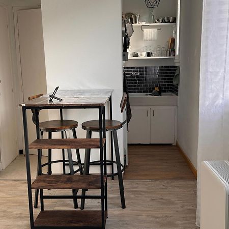 Studio Rennes Les Bains Au Pied Des Thermes Exterior photo